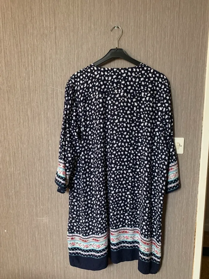 Robe courte légère - photo numéro 2