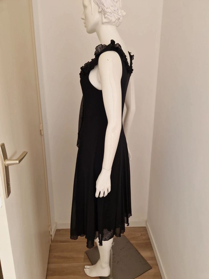 Robe en dentelle noire 💣 - photo numéro 11