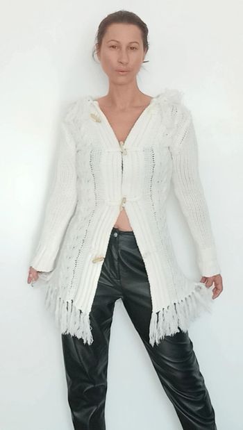 Gros gilet blanc frangé