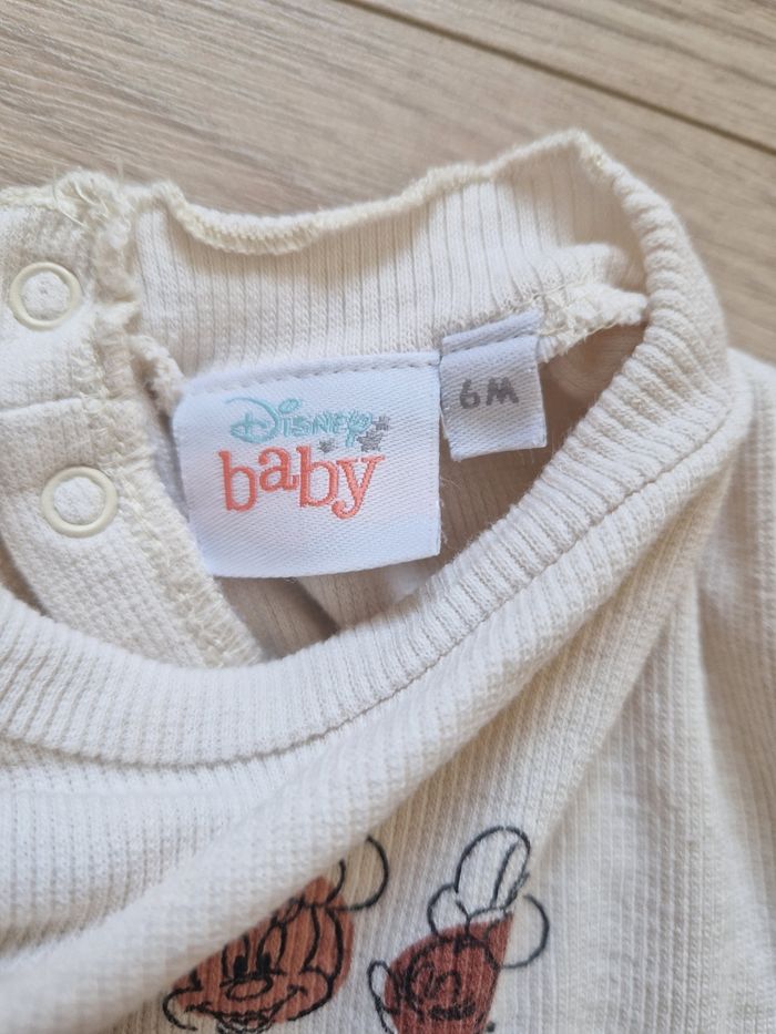 Lot de 2 t-shirts bébé col montant Disney 6 mois - photo numéro 4