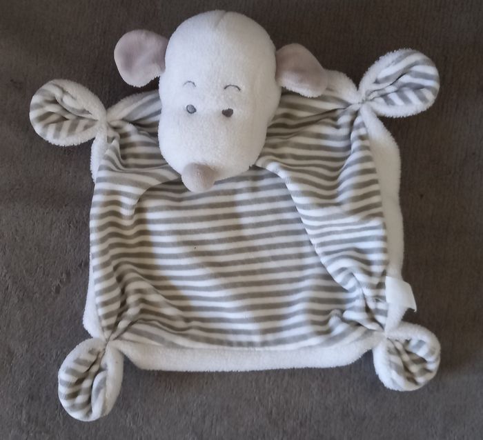 Doudou carré plat chien blanc et gris rayés-