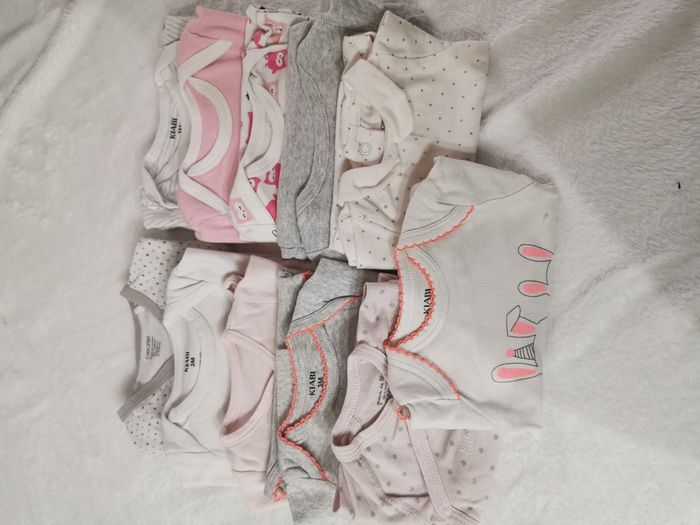 Lot 11 bodies 3 mois