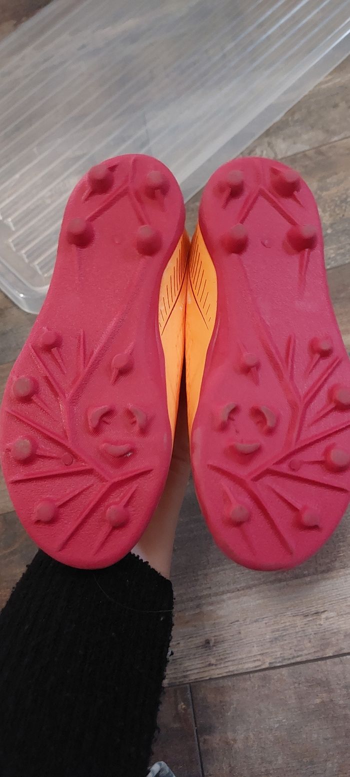 Chaussure de foot 30 - photo numéro 2