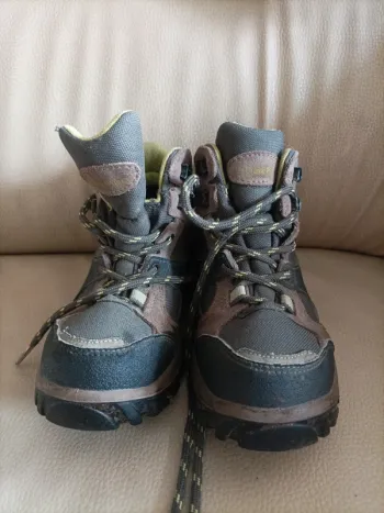 Chaussures de randonnée montantes
