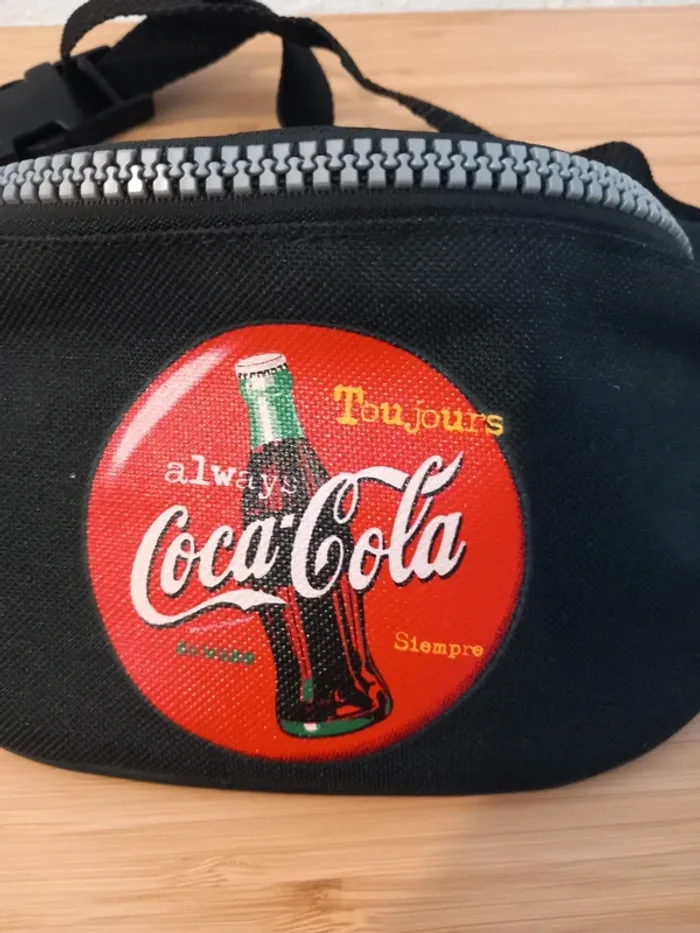 Sac banane 🍌 vintage Coca cola - photo numéro 2