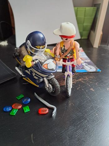 Playmobil 71255 Agent et Voleur Complet