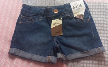 Short Primark 3 ans