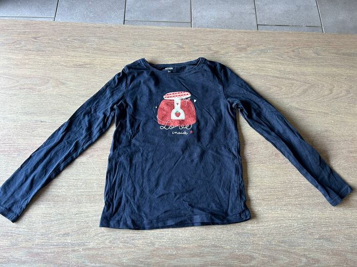 Teeshirt manches longues bleu marine motif pot de confiture 8 ans