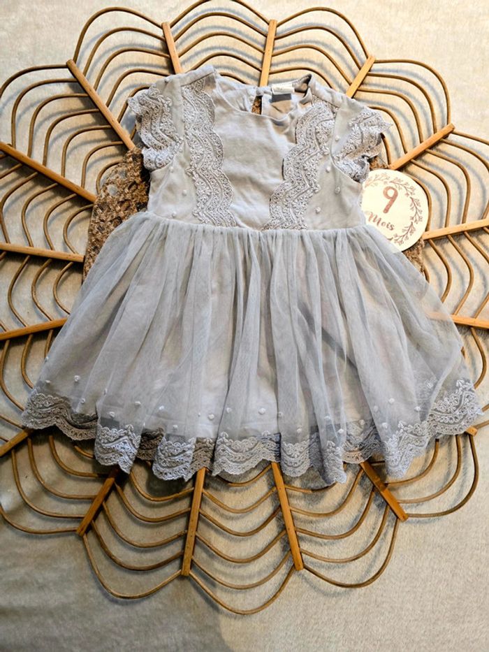 Robe grise tulle H&M
