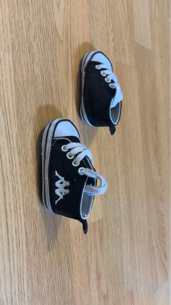 Baskets bébé Kappa noir & blanc – Pointure 17-18 – TBE