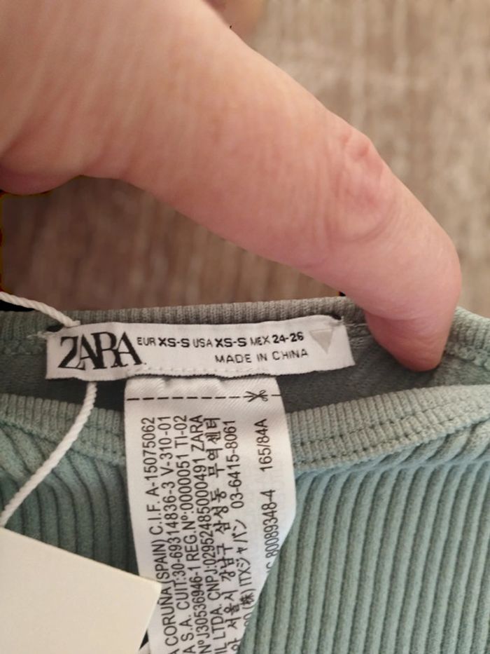 Haut femme TXS-S Zara neuf avec étiquette - photo numéro 2