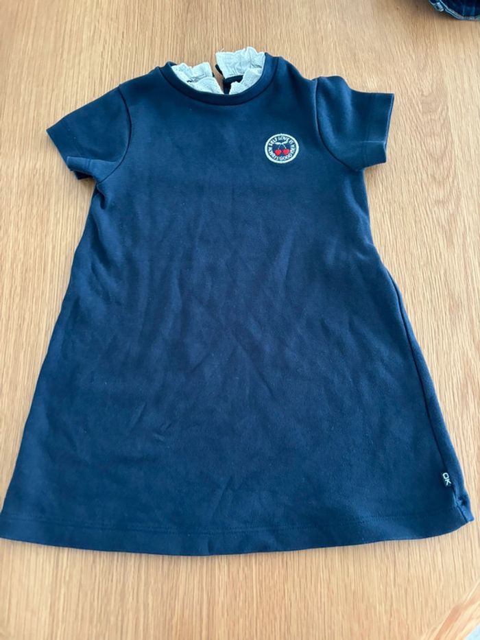 Robe manches courtes