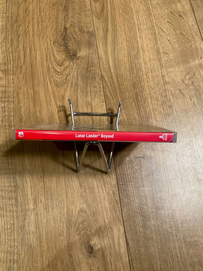 Lunar lander beyond - switch - jeu neuf sous blister - photo numéro 3