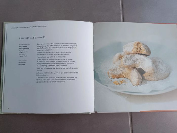Livre "petits gâteaux " - photo numéro 3