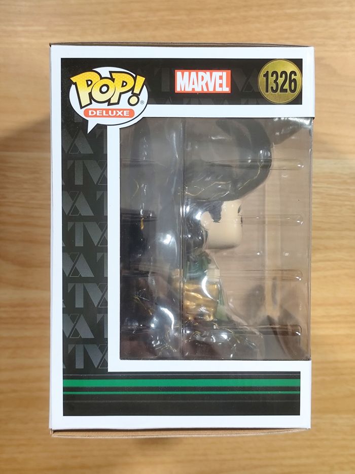 Funko Pop! Deluxe - God Loki #1326 (Loki Season 2) - Exclusive Funko Shop - photo numéro 4