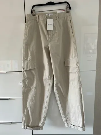 Pantalon skate beige taille 36 neuf
