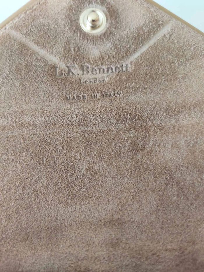 Portefeuille LK Bennett Compagnon en cuir verni taupe - NEUF - photo numéro 13