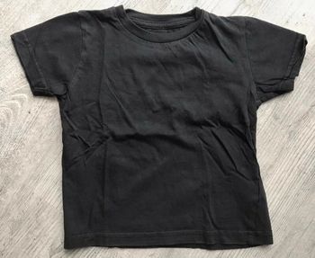Tee shirt noir 26 mois