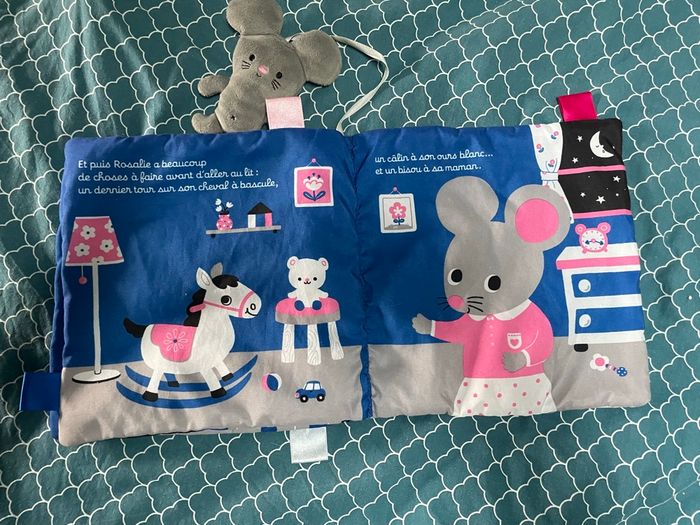 Grand livre en tissu - photo numéro 3