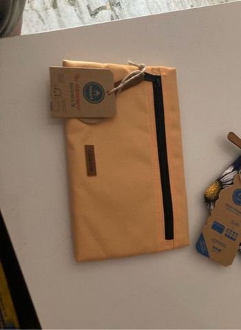 Pochette Cabaia