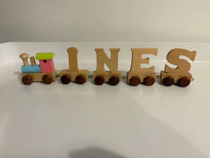 Train en bois prénom Inès - photo numéro 3