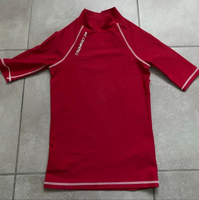 Lot bain 10 ans: maillot, short, t-shirt anti uv - photo numéro 7