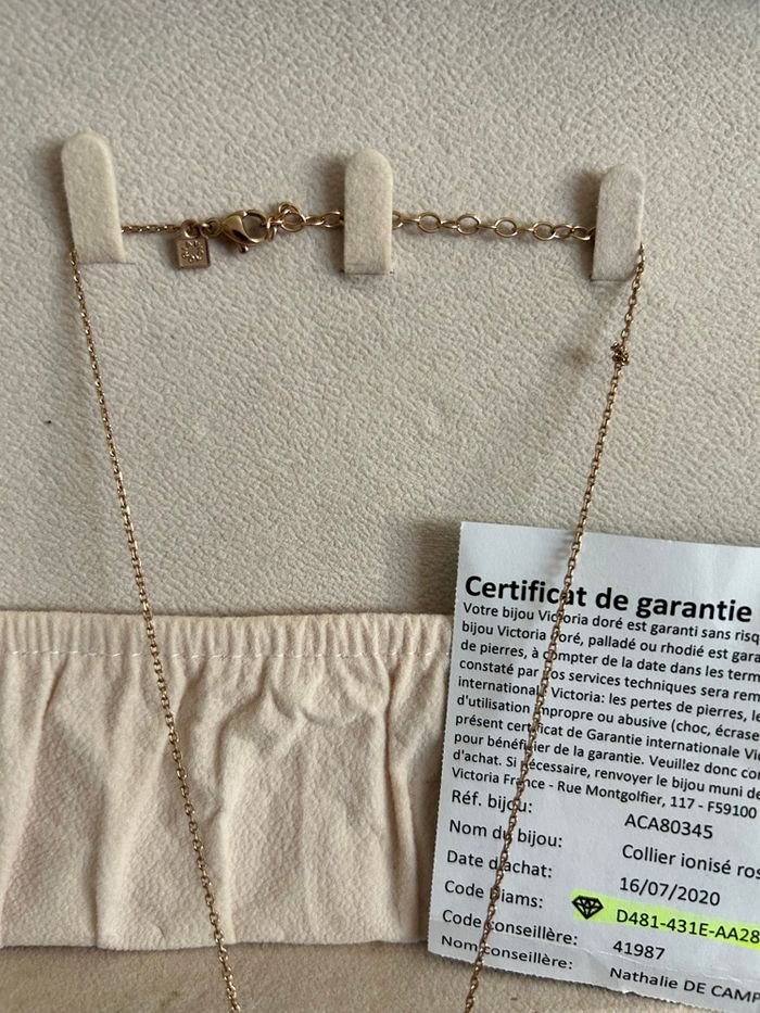 Collier Bijoux Victoria - photo numéro 3