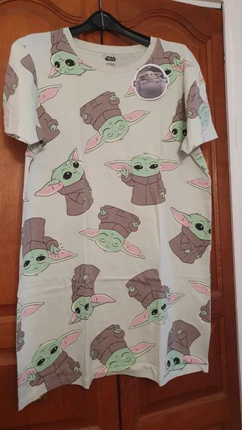 Chemise de nuit Star Wars Baby Yoda taille 38-40