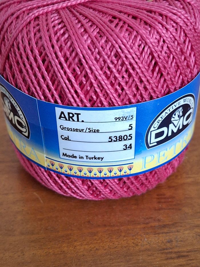 Pelote de fil pour crochet, fushia - photo numéro 3