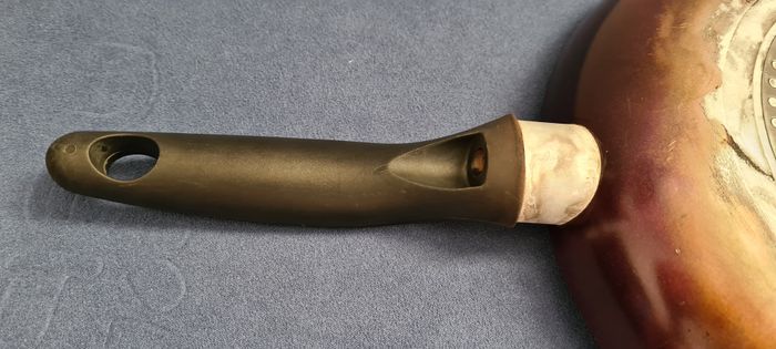 Poêle antiadhérente 24 cm - photo numéro 4
