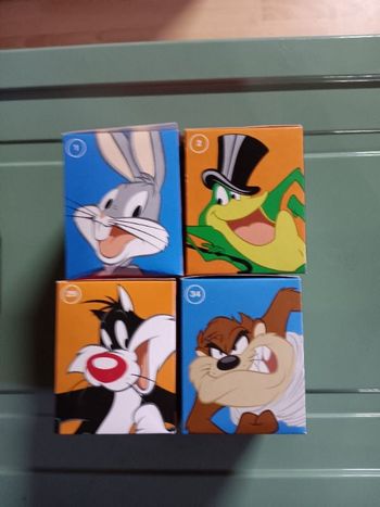 4 jouets macdonald neuf.