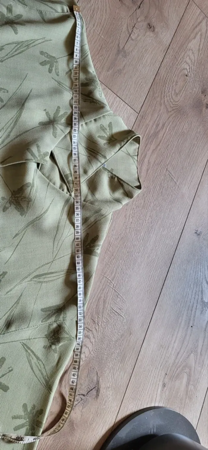 Chemise ample femme Mikava T52 vert clair motifs floraux vintage - Très bon état - photo numéro 5