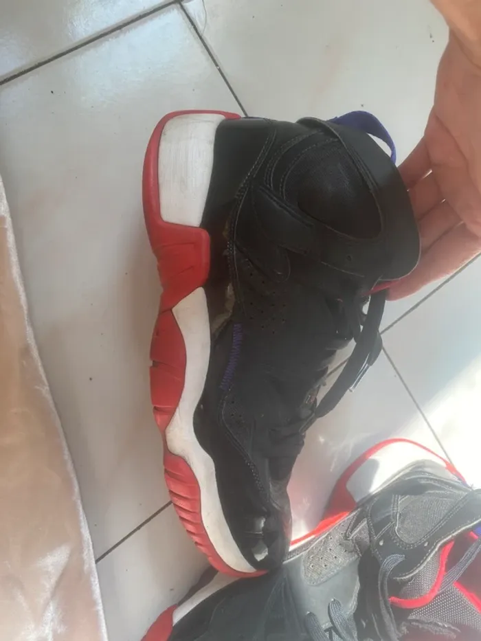 Jordan 11 CMFT Low Black Red Purple 45 - photo numéro 6