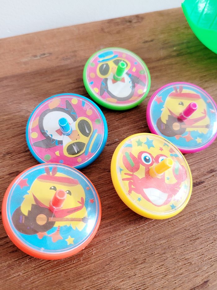 Lot de 5 toupies + jeu grenouille - photo numéro 2