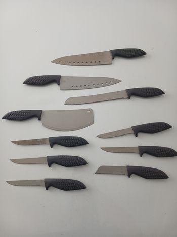 Set de 10 couteaux de cuisine JUNSAN - Revêtement Titane 