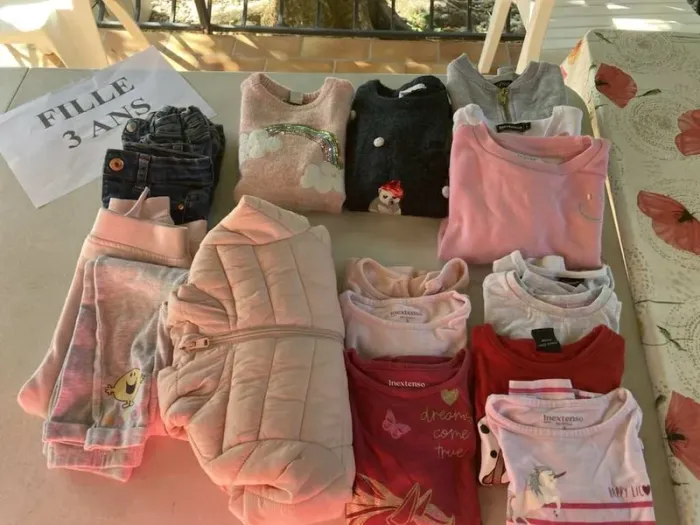 Lot vêtements fille 3 ans