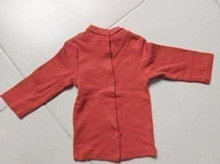 Sous pull 3 mois - photo numéro 3