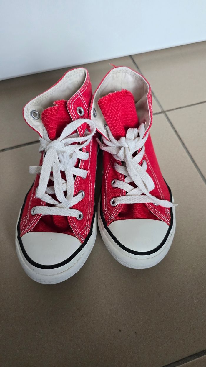 Converse Chuck Taylor pointure 33 - photo numéro 6