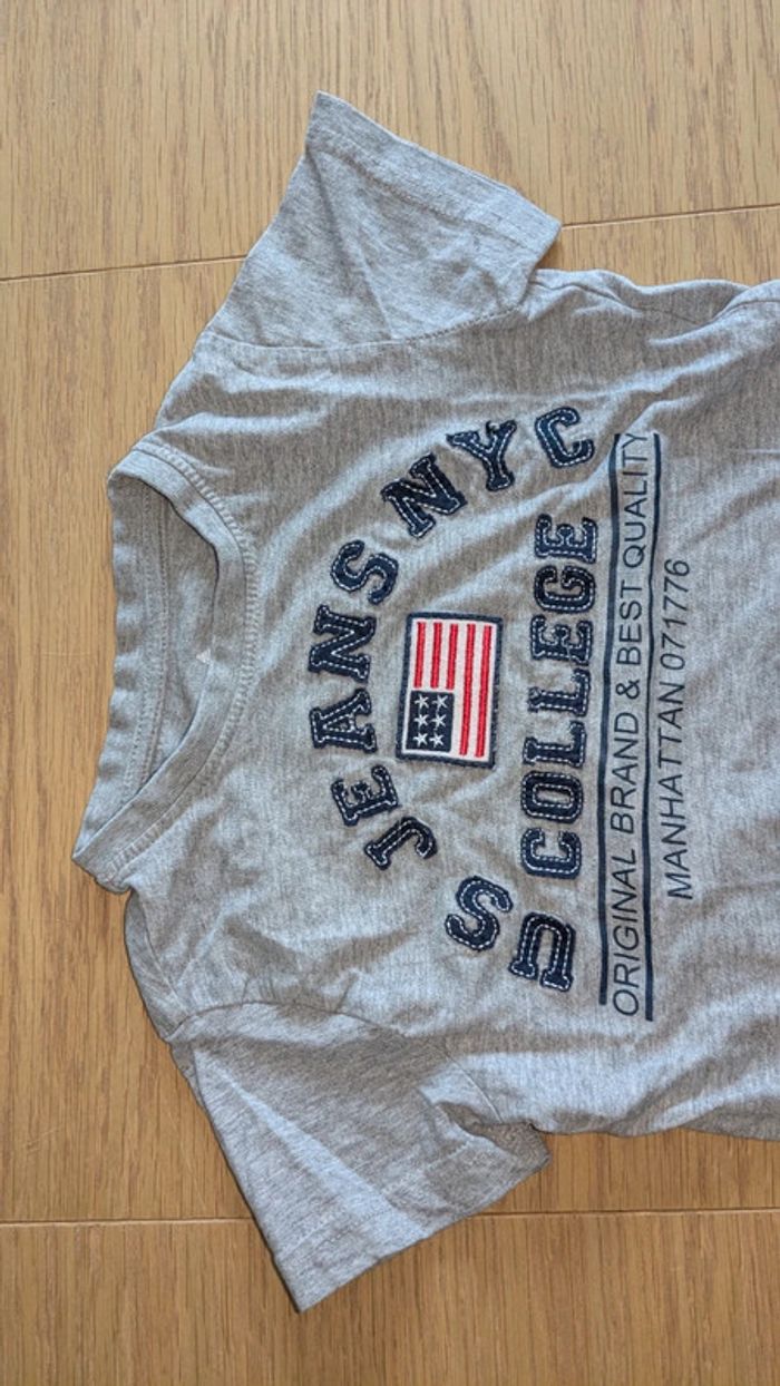 T shirt gris 4 ans - photo numéro 2