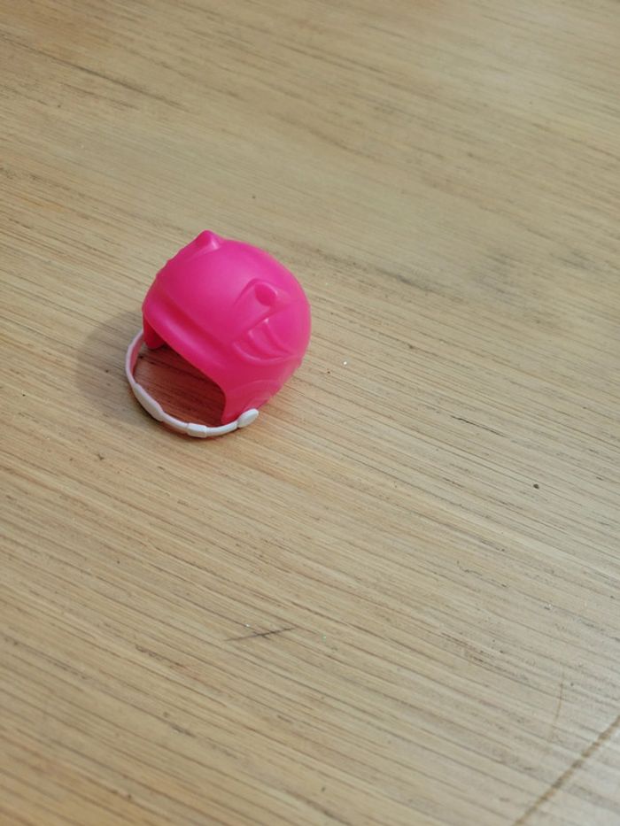 Jouet casque moto pour poupée type barbie rose et blanc - photo numéro 2