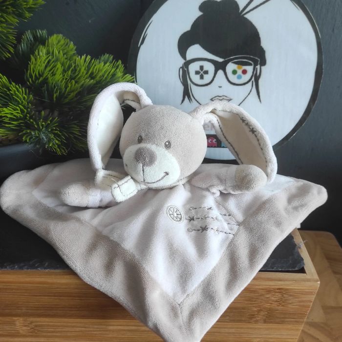 Lapin Rose et marron Simba toys blankie doudou Croix rouge point Écharpe #geektradedoudou