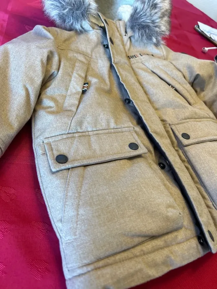 Manteau imperméable beige bébé garçon C&A - 9/12 mois - photo numéro 2