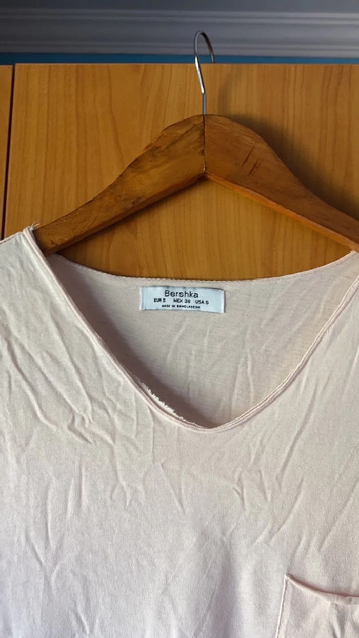 Tee-shirt rose pale Bershka S - photo numéro 3