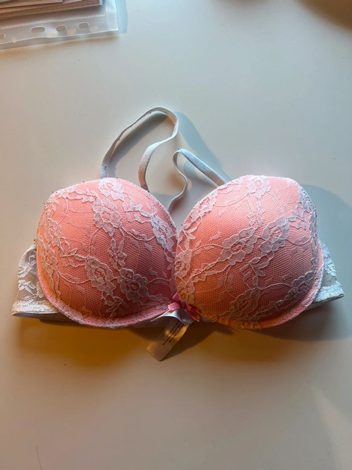 Soutient gorge rose