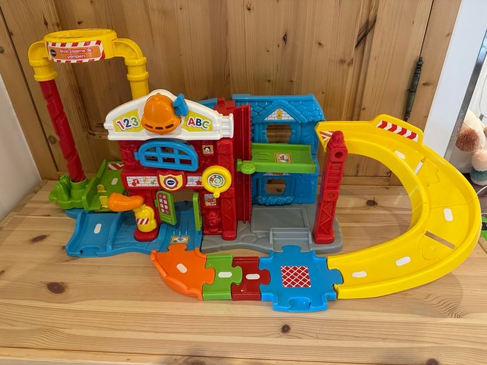 Garage tut tut bolide