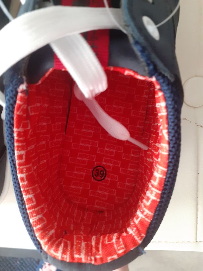 Baskets neuves - photo numéro 5