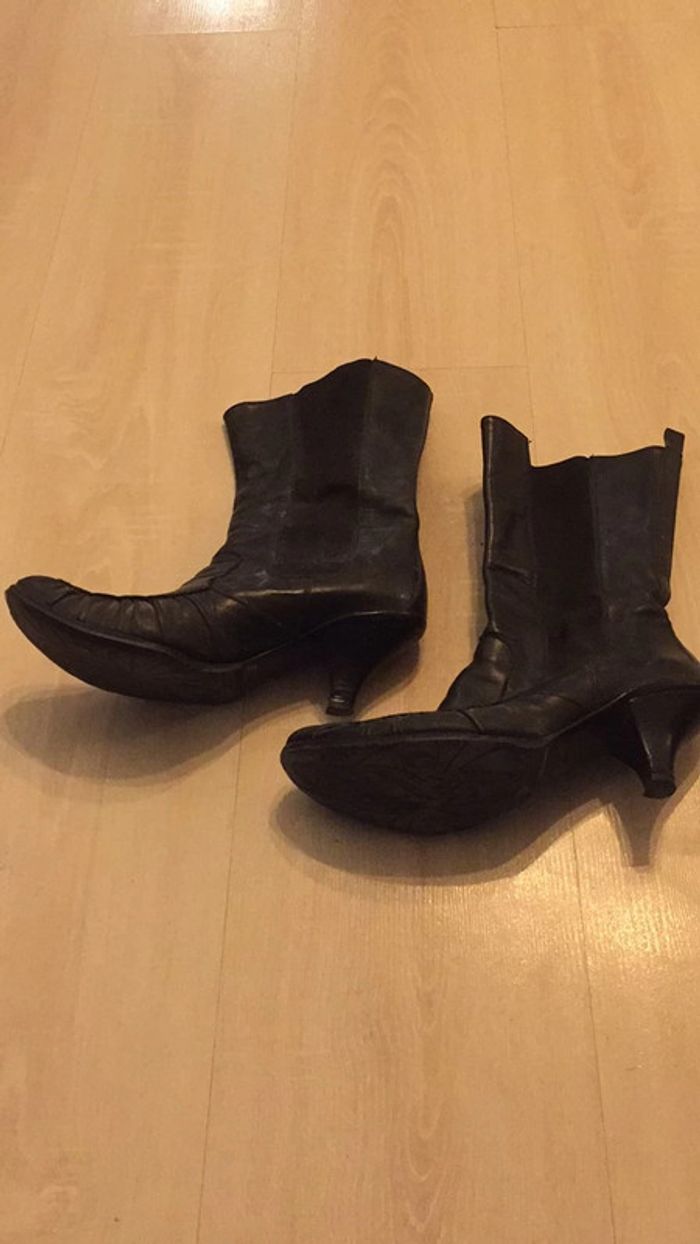 Bottines à talons en cuir - photo numéro 3