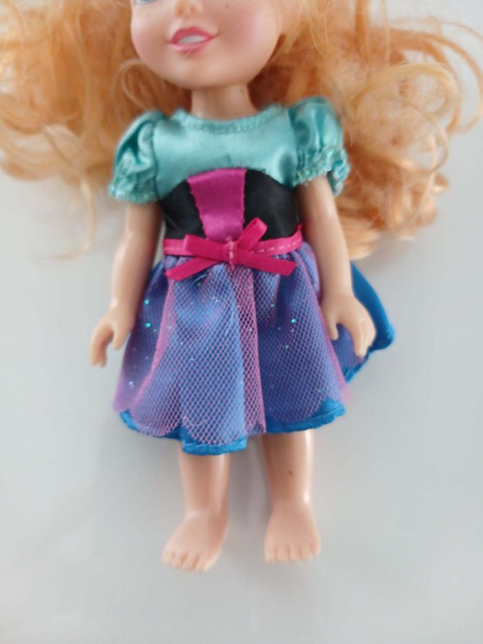 Petite Poupée Anna (La Reine des Neiges) - Disney - 15 cm - photo numéro 3