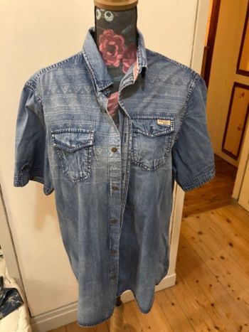 Jolie chemise en jean taille XL