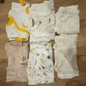Lot pyjamas bébé